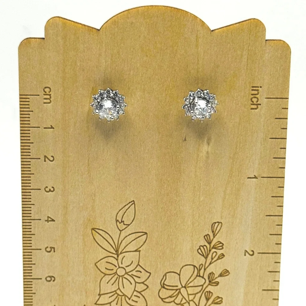 925 Sterling Silver Made with Swarovski Crystal Halo Stud Earrings Sunburst